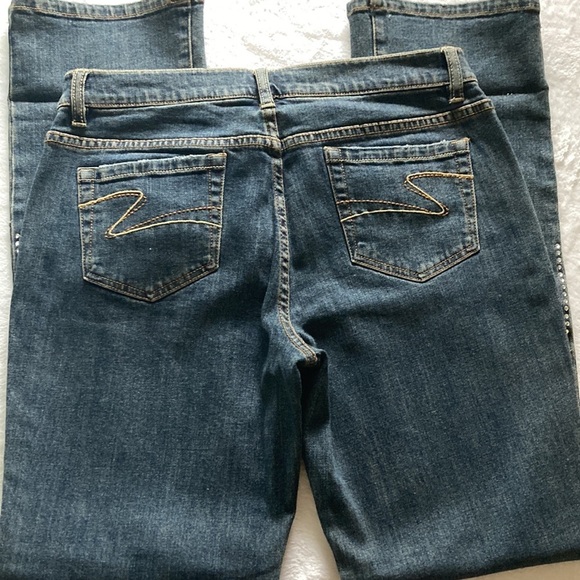 TINT Jeans - Picture 5 of 5